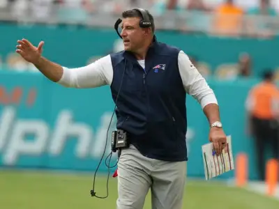 Mike Vrabel said it felt like the Patriots were ‘willing to get into a street fight’ during his first win